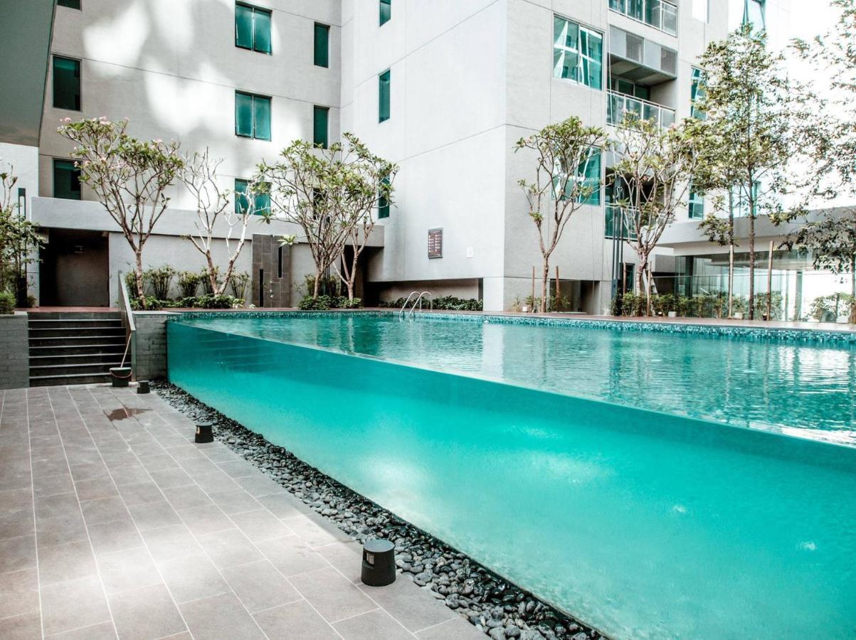 Albergue Amethyst Dorm Klcc Kuala Lumpur Exterior foto